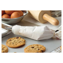 Load image into Gallery viewer, Winco 2-Pc Coupling Set for Pastry Bag - FINAL SALE (KW-CDTC-2-TLO)