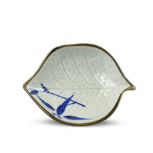Load image into Gallery viewer, 5&quot; Leaf-Shaped Plate - 2 oz. (TW-70218-5-PLP)
