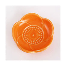 Load image into Gallery viewer, 3&quot; Blossom Sauce Dish (TW-J2711-OR-SDP)